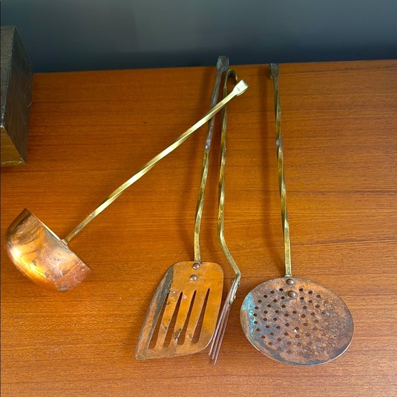 Antique vintage real copper and real brass kitchen utensils set of four - Picture 3 of 11